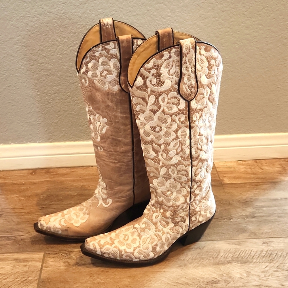 COW GIRL BOOTS